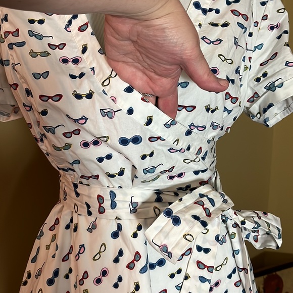 BODEN Size 12 R Wrap-Dress VNeck ShortSleeve Cotton Sunglasses Print Kitsch - Picture 16 of 16